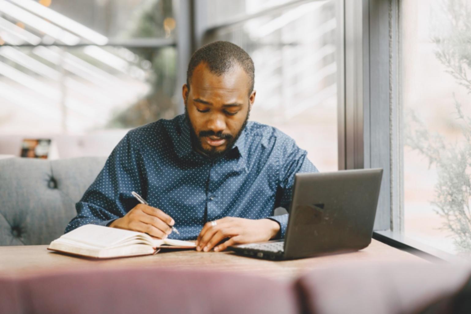 Stratégies d'innovation et développement créatif